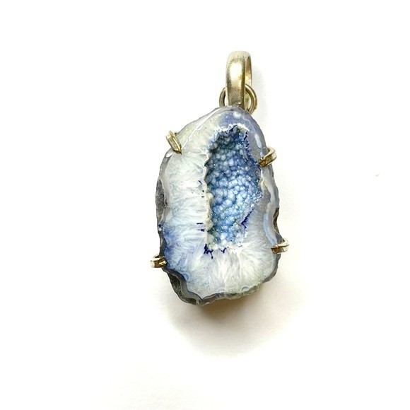Drusy Light Blue Geode Crystal Agate Pendant Necklace - Picture 1 of 5